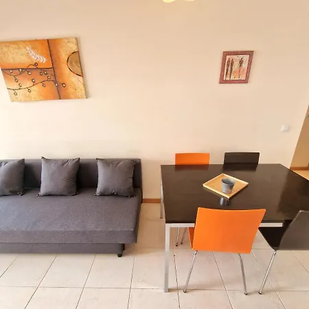 Orange Flat - Pool-wifi -