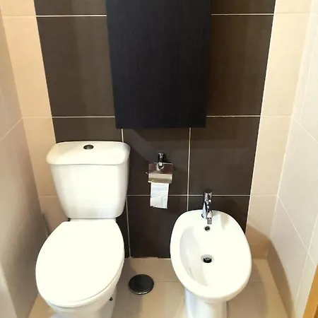 Orange Flat - Pool-wifi - פורטימאו